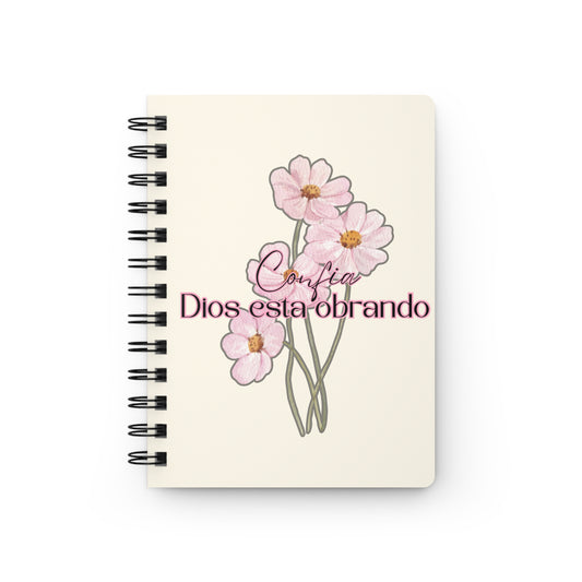 Spiral Journal — Libreta Devocional “Fe que Florece” – Confía, Dios está obrando